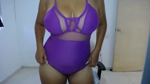 natalie_tits1 online show from 14, 1, 2026