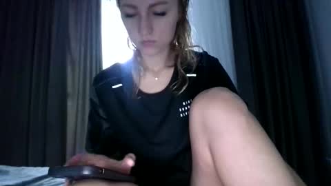 Snapshot of nataliexo111 chatting on 12, 9, 2025 Natali online show from 12, 9, 2025