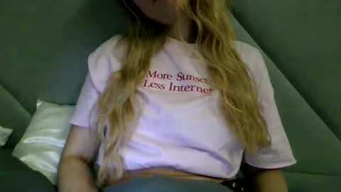 Snapshot of nataliexo111 chatting on 15, 10, 2025 Natali online show from 15, 10, 2025