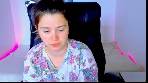Snapshot of natalisecret chatting on 21, 5, 2026 natalisecret online show from 21, 5, 2026