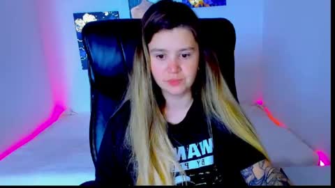 Snapshot of natalisecret chatting on 19, 6, 2026 natalisecret online show from 19, 6, 2026