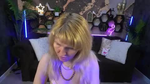 Snapshot of natalychanell chatting on 9, 9, 2025 natalychanell online show from 9, 9, 2025