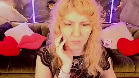 Snapshot of natalychanell chatting on 18, 9, 2025 natalychanell online show from 18, 9, 2025