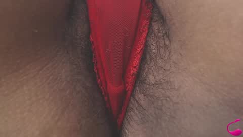 Snapshot of natalygreww chatting on 5, 1, 2025 online show from 5, 1, 2025