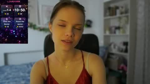 Snapshot of natasha__malkova chatting on 11, 10, 2025 natasha__malkova online show from 11, 10, 2025