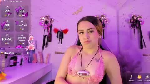 Snapshot of natasha_adams___ chatting on 4, 6, 2026 NATASHA online show from 4, 6, 2026