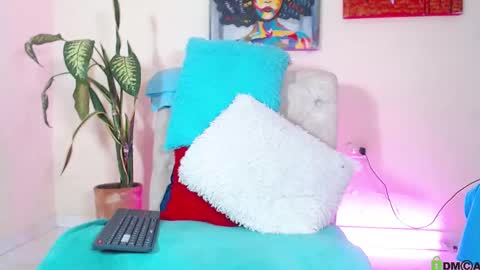 Snapshot of natasha_jm chatting on 23, 11, 2025 Natasha online show from 23, 11, 2025