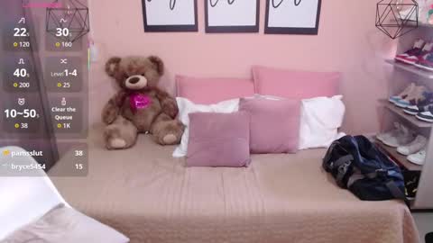 Nat online show from 3, 10, 2025