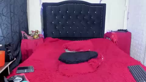 Snapshot of natashaburgos chatting on 4, 12, 2024 natashaburgos online show from 4, 12, 2024
