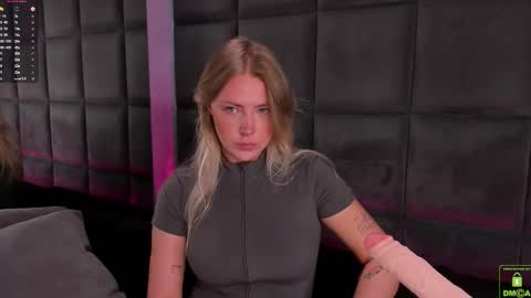 Snapshot of natehalll chatting on 11, 9, 2025 NATE online show from 11, 9, 2025