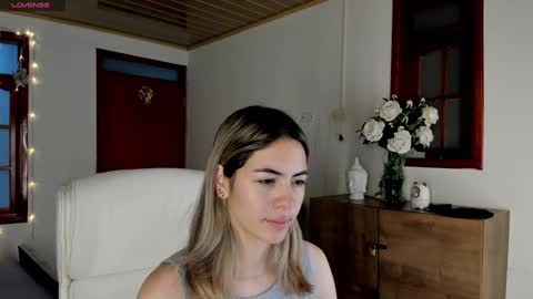 Snapshot of nathaaly_sky chatting on 22, 1, 2025 nathaly sky online show from 22, 1, 2025