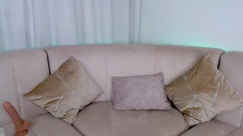 Snapshot of nathaliasmith chatting on 8, 3, 2025 Nathalia online show from 8, 3, 2025