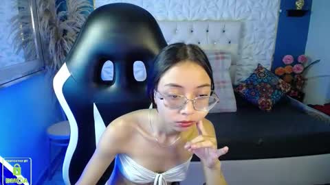 nathaliasweet_1_ online show from 9, 2, 2026