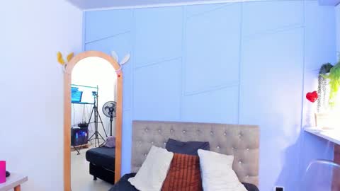 Snapshot of nathalie_rossel chatting on 22, 11, 2025 nathalie rossel online show from 22, 11, 2025