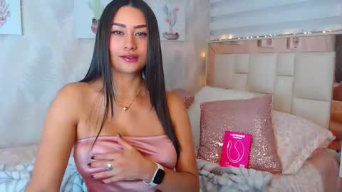 Nathalie Rose online show from 17, 4, 2026