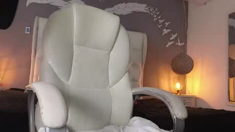 Snapshot of nathaly_blue chatting on 17, 12, 2024 nathaly_blue online show from 17, 12, 2024