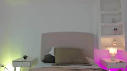 NATHALY  online show from 20, 11, 2025