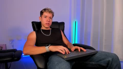 Nathan online show from 8, 11, 2025