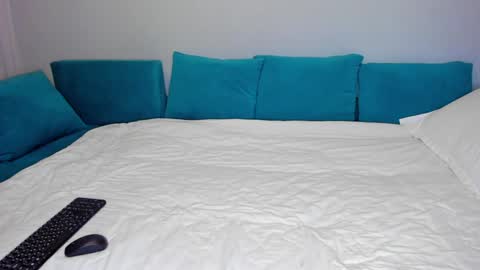 Tisha online show from 10, 12, 2024