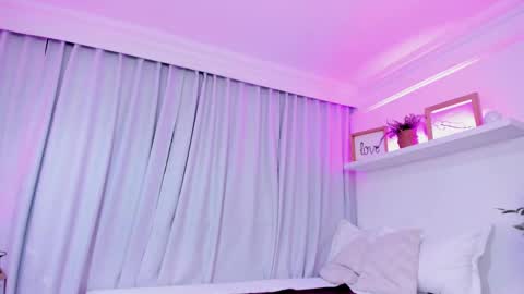 nattashaa online show from 1, 10, 2025