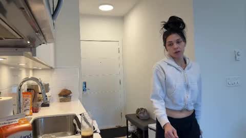 NATTY FIERROS online show from 23, 9, 2025