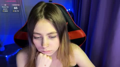 natural_babe666 online show from 3, 3, 2025