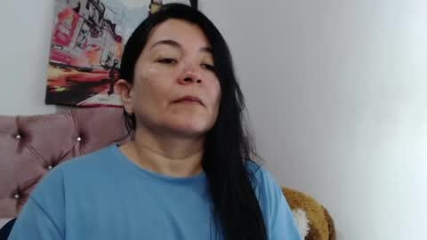 Snapshot of naturally_mature chatting on 8, 5, 2026 Sammy online show from 8, 5, 2026