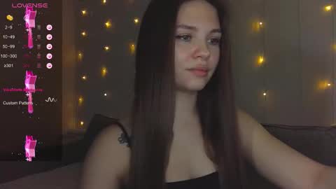 Snapshot of nature_starlight chatting on 29, 11, 2025 Eva online show from 29, 11, 2025