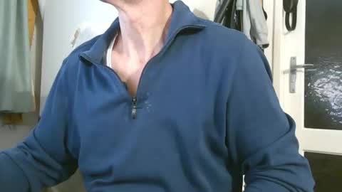 Snapshot of naturista25 chatting on 20, 12, 2025 naturista25 online show from 20, 12, 2025