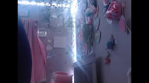 Amara rose online show from 4, 3, 2026