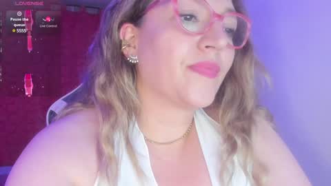 Snapshot of naty__mature_ chatting on 6, 2, 2025 Nataly online show from 6, 2, 2025