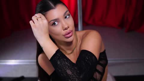 Naty online show from 30, 1, 2025