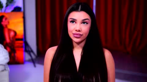 Naty online show from 4, 12, 2025