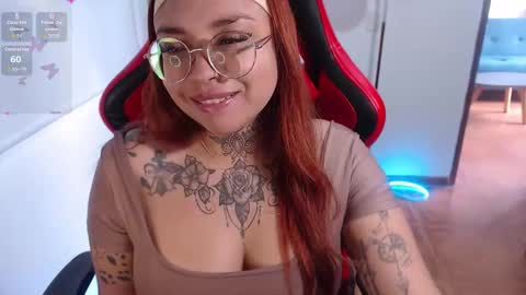 Snapshot of natykors_m_ chatting on 8, 9, 2025 Sofia IG Natykors08 online show from 8, 9, 2025