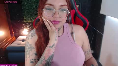 Snapshot of natykors_m_ chatting on 28, 10, 2025 Sofia IG Natykors08 online show from 28, 10, 2025