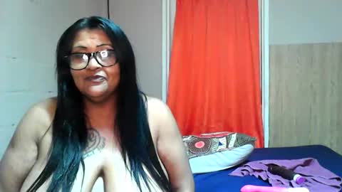 Snapshot of naughtinatz chatting on 18, 10, 2025 Naughtinatz online show from 18, 10, 2025