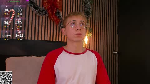 Snapshot of naughty__chris chatting on 14, 12, 2024 Christopher Chris online show from 14, 12, 2024