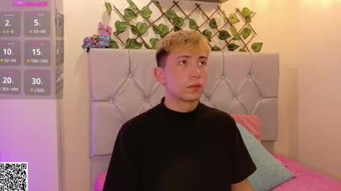 Snapshot of naughty__chris chatting on 25, 2, 2025 Christopher Chris online show from 25, 2, 2025