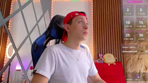 Snapshot of naughty__chris chatting on 19, 9, 2025 Christopher Chris online show from 19, 9, 2025