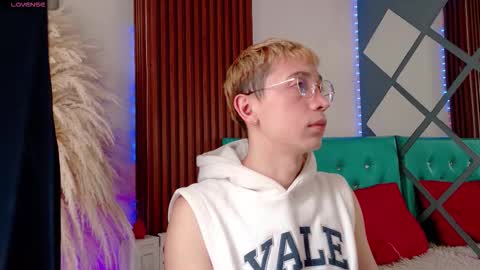 Snapshot of naughty__chris chatting on 14, 11, 2025 Christopher Chris online show from 14, 11, 2025