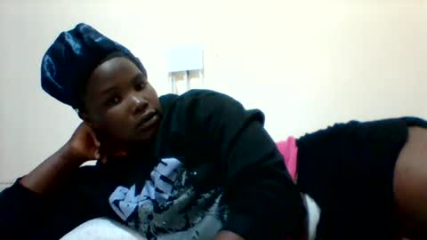 Snapshot of naughty_baddie5 chatting on 21, 6, 2026 candy online show from 21, 6, 2026