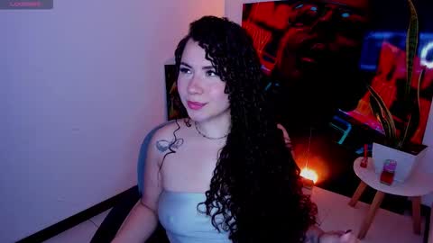 Snapshot of naughty_butt chatting on 18, 9, 2025 Megan online show from 18, 9, 2025