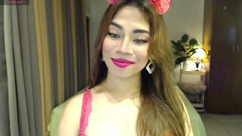 Snapshot of naughty_dreamerxxx chatting on 7, 2, 2025 Queen Jess online show from 7, 2, 2025