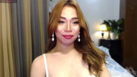 Snapshot of naughty_dreamerxxx chatting on 18, 9, 2025 Queen Jess online show from 18, 9, 2025