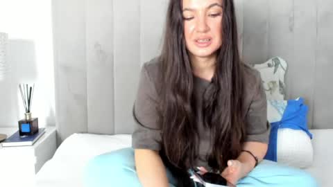 Elena online show from 21, 5, 2026