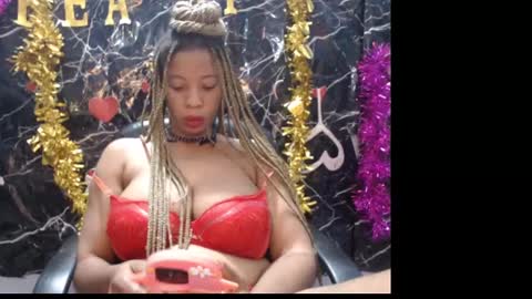 Snapshot of naughty_xxbunny chatting on 3, 2, 2025 beauty online show from 3, 2, 2025