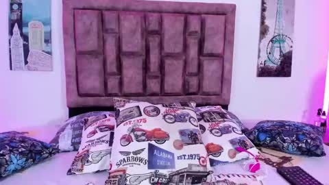 Snapshot of naughtyanamaria chatting on 20, 12, 2024 Ana online show from 20, 12, 2024
