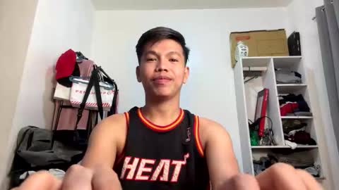 Snapshot of naughtybutsexy69 chatting on 14, 10, 2025 Arch online show from 14, 10, 2025