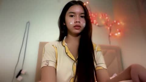 naughtychen18 online show from 9, 6, 2026