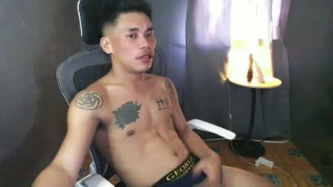 naughtyfuck_boy online show from 19, 6, 2026